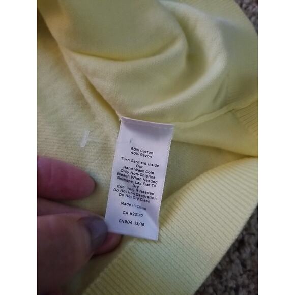 Talbots Sweater Top Womens Petite L Yellow SSleeve Pineapple Sequin Pullover - Picture 7 of 7